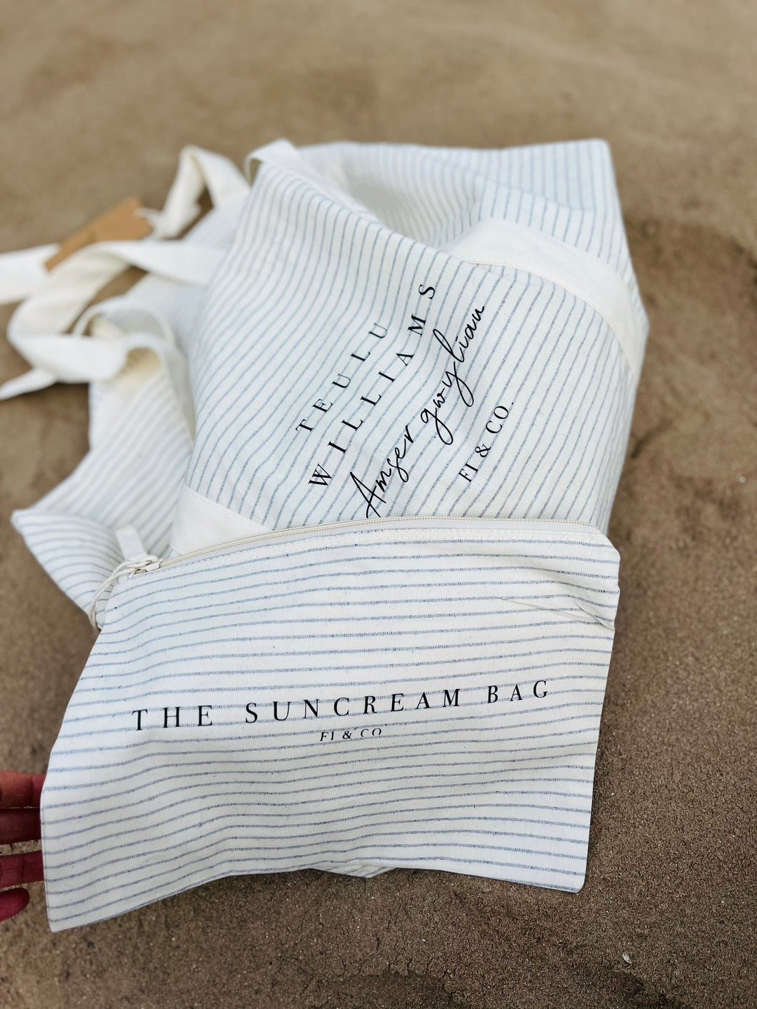 “THE SUNCREAM BAG” organic cotton accessory bag